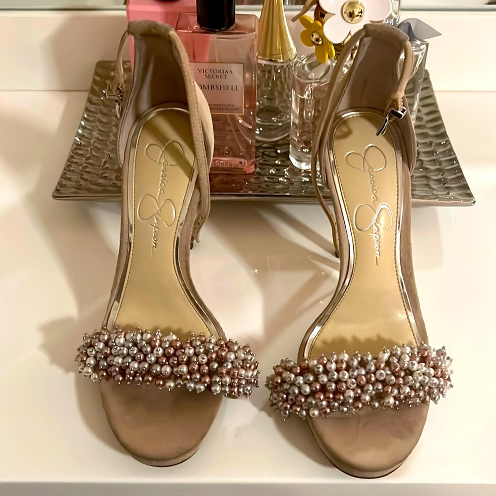 Like new Jessica Simpson suede heeled dress shoes